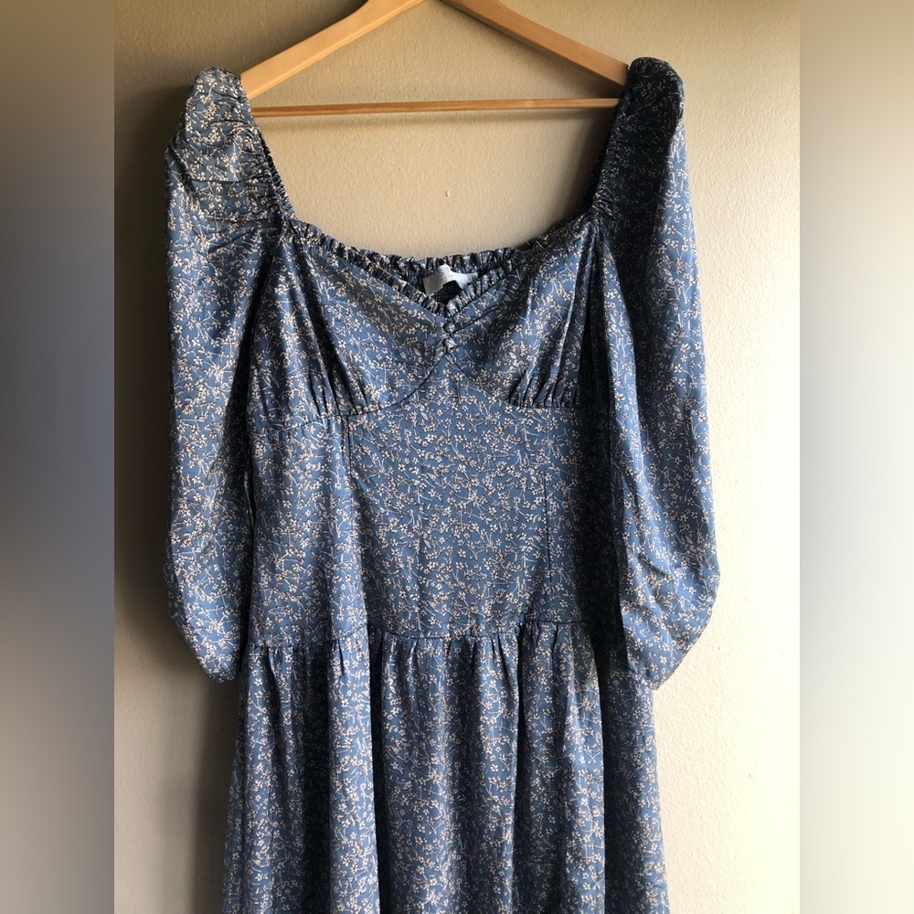 NEW Astr The Label Women’s Maxi Floral Silky Puff Sleeve Dress Size Large - Picture 8 of 16
